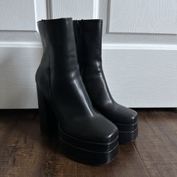 women’s boots