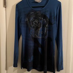 Long sleeve-Ladies Portrait w/Studds Size MD