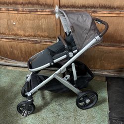 UPPAbaby Vista V3 Stroller + Bassinet