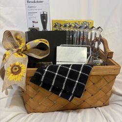 🍷Cheese & Game Basket 