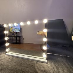 Vanity Mirror 