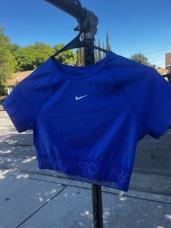 Nike Women's Blue Crop Top