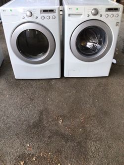 Set washer and dryer gas
