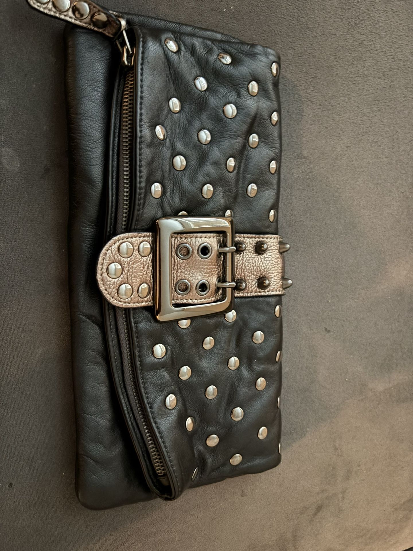 BE & D Clutch