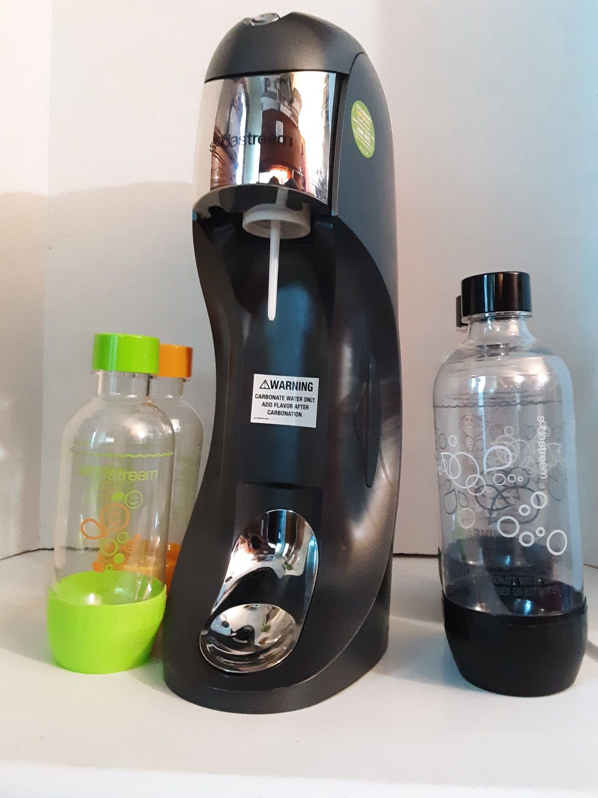 SodaStream Soda Maker with Bottles & Co2 Carbonator
