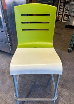 Outdoor stackable bar height bar stools 