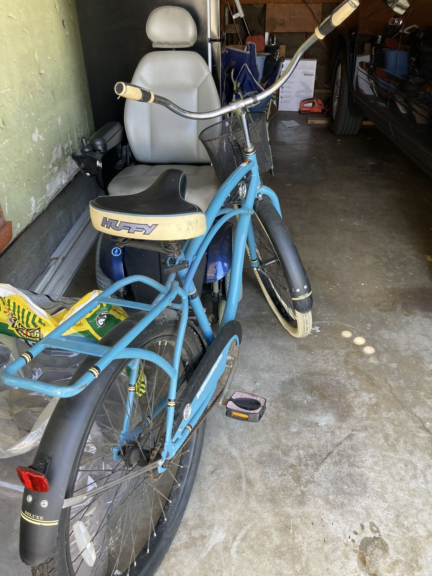 26’ Huffy beach cruiser Bike