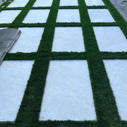 All kinds of work is done. For more information, send a message or call this number.