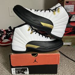 Jordan 12 Royalty Taxi men’s size 10 black white CT8013-170 lightly worn 