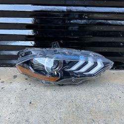 2018-2022 Ford Mustang Headlight Oem