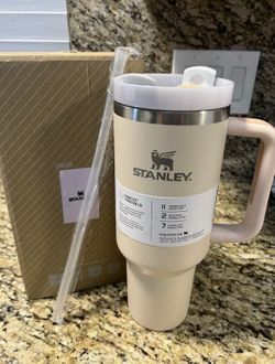 Flowstate Cream Color Stanley