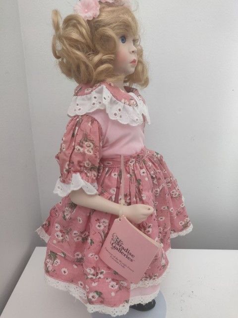 Beautiful Collectable Porcelain Doll 