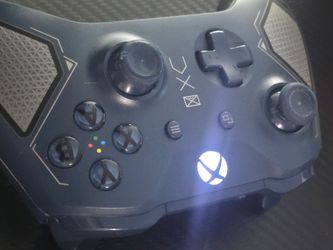 Xbox One Halo 5 Limited Edition Controller
