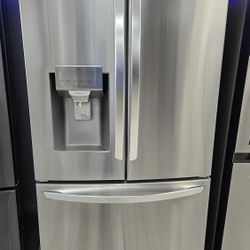 28 cu. ft. 3 Door French Door Refrigerator with Ice and Water with Single Ice in Stainless