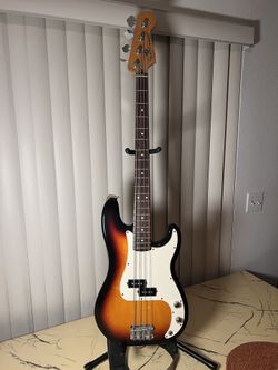 1994 Fender Precision Bass - Sunburst - Excellent Condition