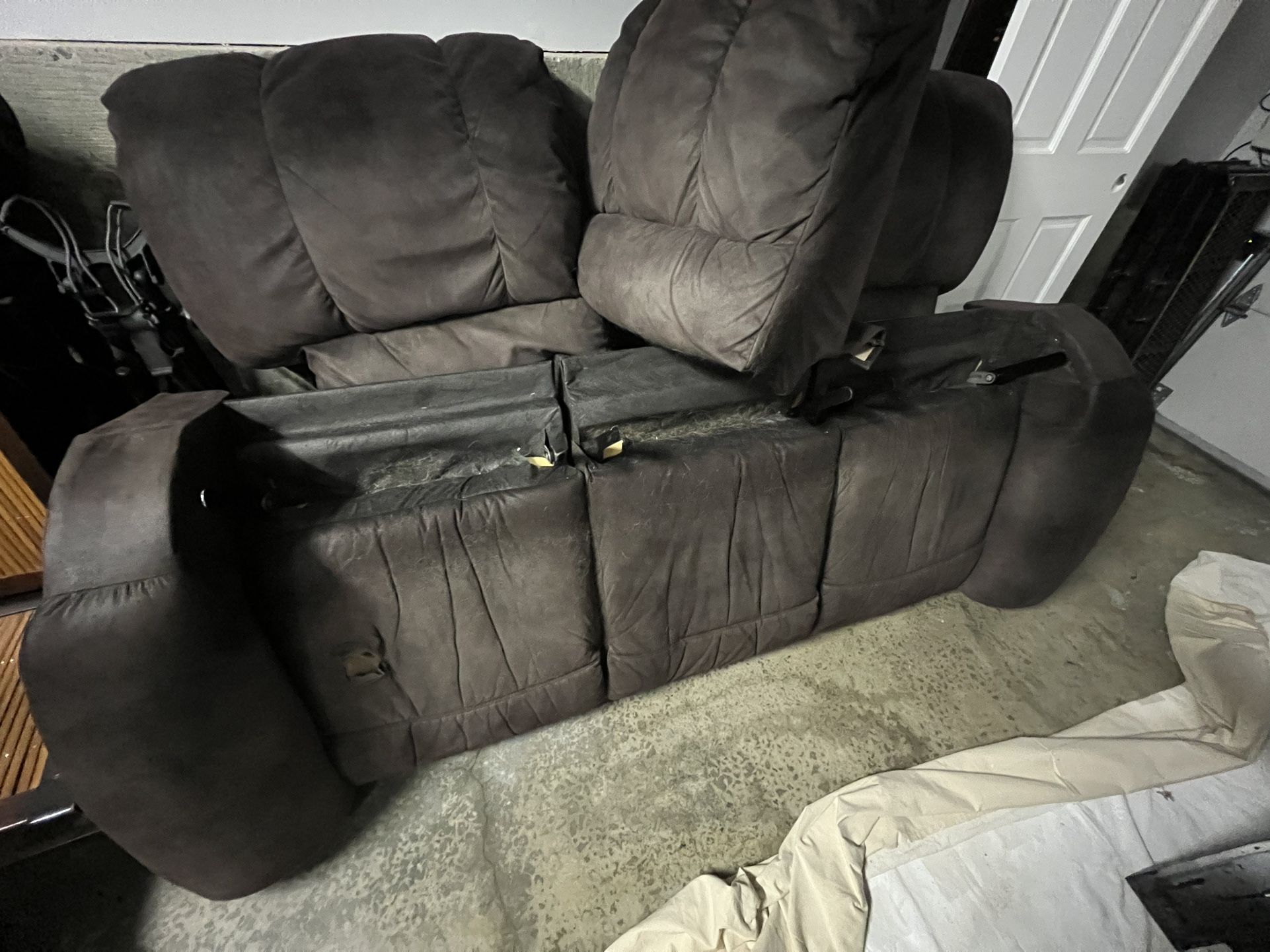 La-Z-Boy Electric Reclining Couch