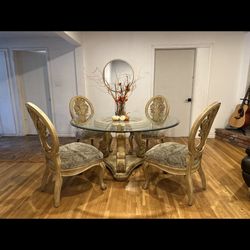 	Elegant Antique Solid Wood Dining Table 