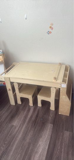 Kids art table