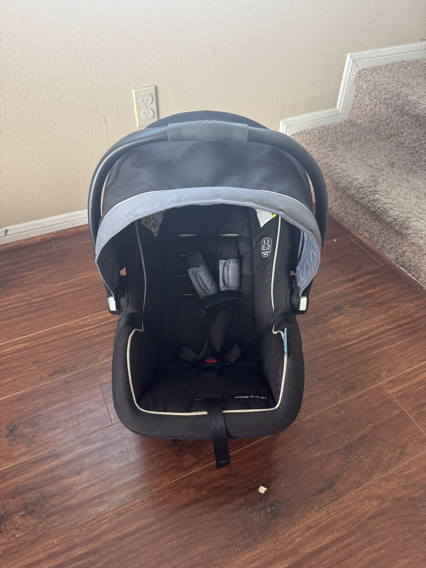 Graco Snugride LX Infant Car Seat