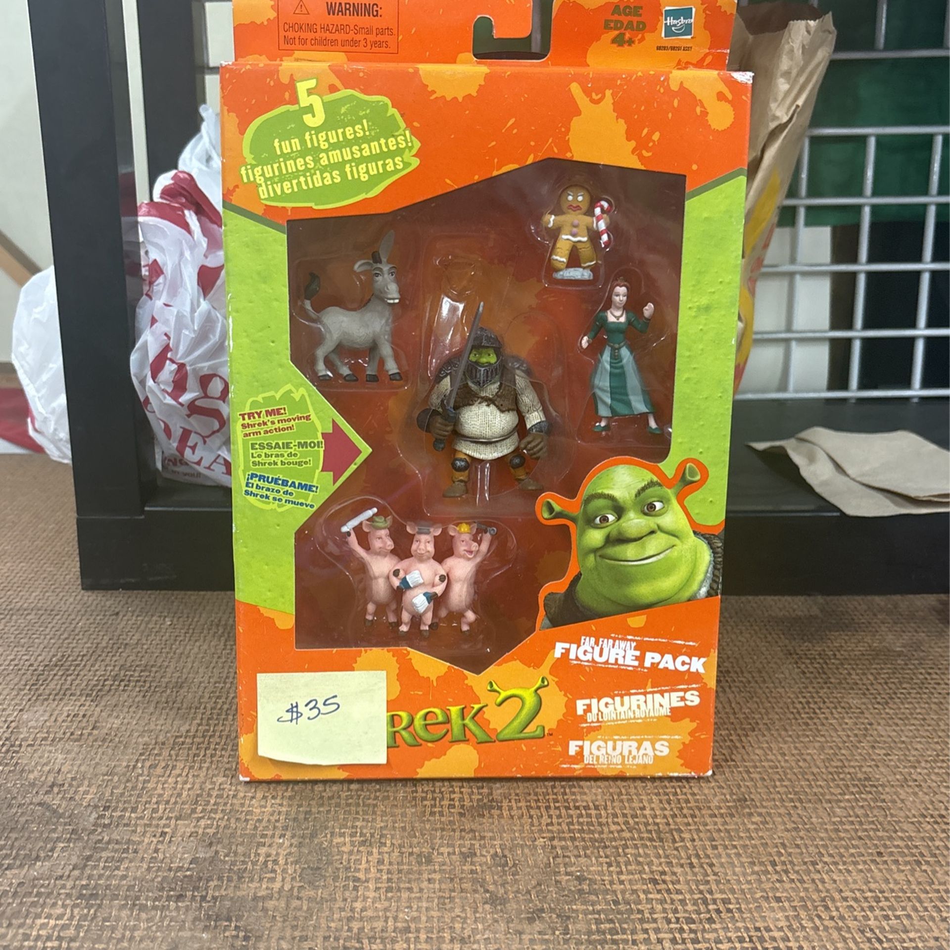NEW!! Hasbro - SHREK 2 Far Far Away Mini Figure Pack Play Set - New in Box!