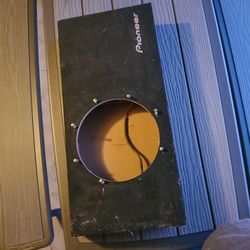 Pioneer 12" sealed box
