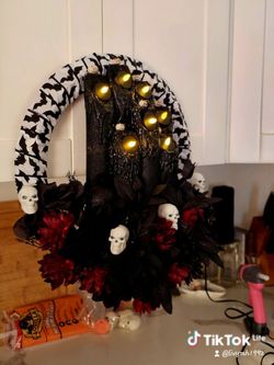 Halloween Candles Wreat