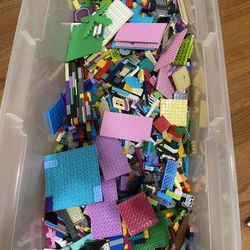 3000+ Piece Legos With 23 Large building plates
