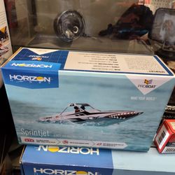 Pro Boat Sprintjet 9-Inch RTR Self-Righting Jet Boat