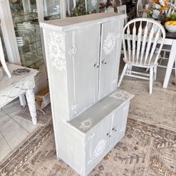 Kids Cabinet Storage Shelves 