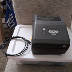 Amazon Renewed Zebra Thermal Printer W/ 12 Rolls Of Labels