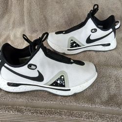 NIKE PG 4 EP OREO WHITE/BLACK-PURE PLATINUM (CD5082-100)