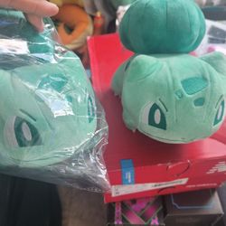 Plush Bulbasaur 
