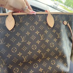 Louis Vuitton Neverfull MM