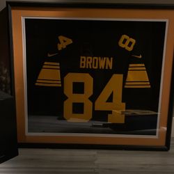 Framed Antonio Brown Jersey. 