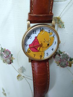 Vintage Disney Winnie the Pooh watch
