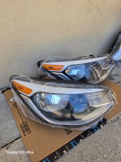 Headlights Kia Soul  2014 - 2019 Right Side