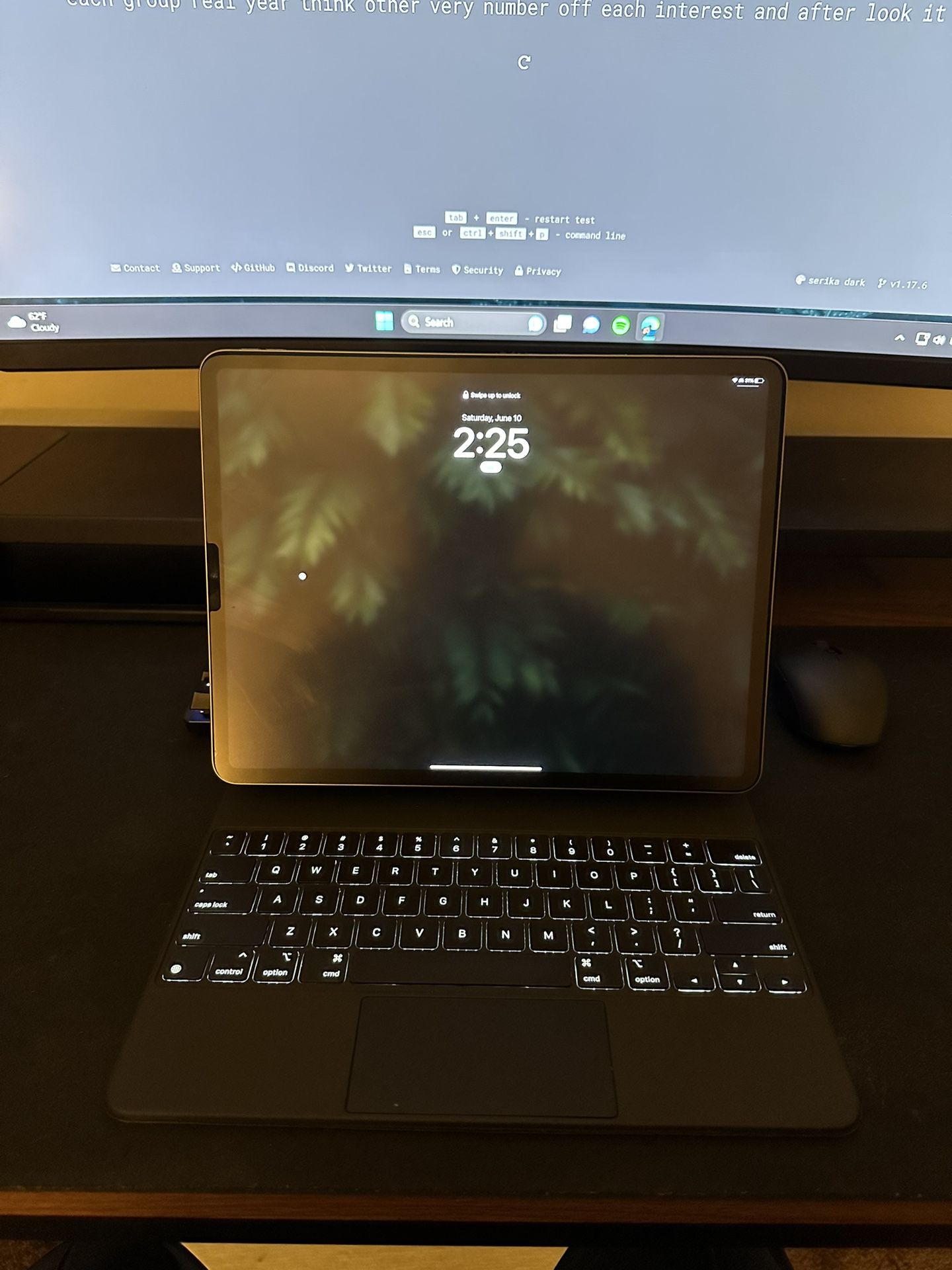 iPad Pro 12.9 M1  Keyboard 
