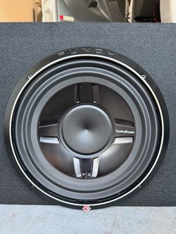 12in Rockford fosgate p3 w. Slim box