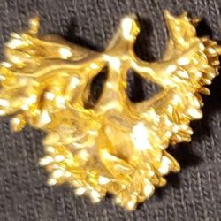 Vintage Brooch Gold Tone 