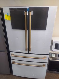GE Café 29cu.ft 4-Door French-Door Refrigerator