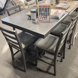 Loving Dining Set ✨💗 Easy Financing Available ✨✅