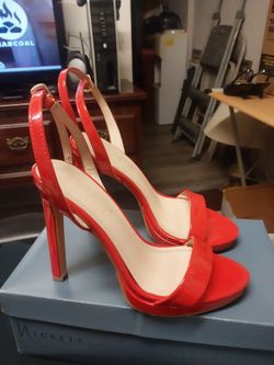 Ladies Size 6 Red Heels