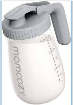 Momcozy Glass Pitcher