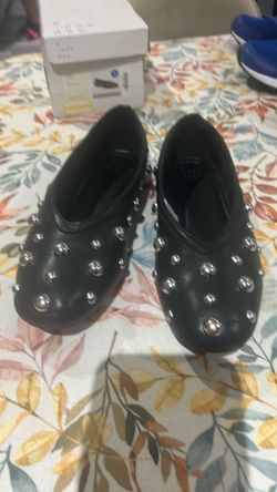 Women’s Flats