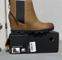 BRAND NEW Sorel Womens Booties Size 10