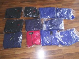 Mens nike sweatsuits sizes s xl 2x 3x $75 each hmu