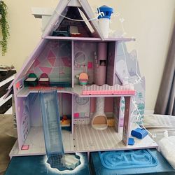 L.O.L. Surprise O.M.G. Winter Chalet Chill Cabin Wood dollhouse and L.O.L. Dolls Lot