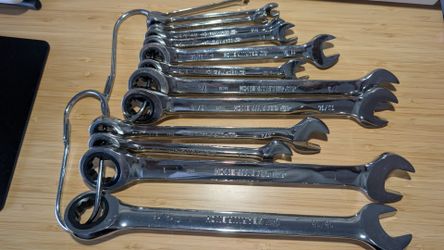 GEARWRENCH 13 Piece 12 Point Ratcheting Combination Wrench Set SAE | 9312