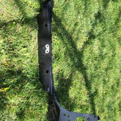 OEM Bottom Radiator Support Mount For Scion