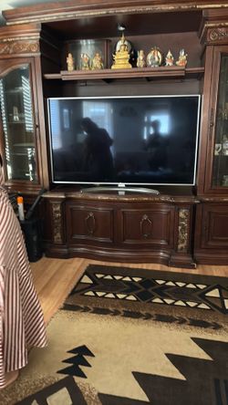 TV, 62 inches , broken screen